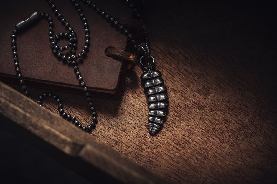 How to Photograph Jewelry for Your Portfolio: A Designer's Guide to Stunning Product Shots