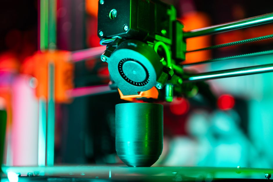 3D Printing Jewelry: Resin vs Wax — A Complete Guide for Designers and Brands